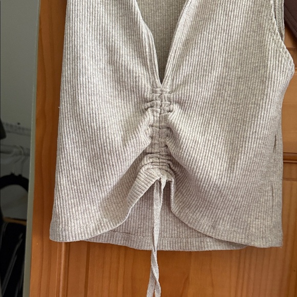 Zara Tan Collared Sleeveless Blouse - Picture 3 of 4